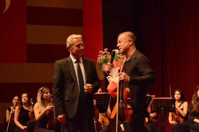 Büyükşehir orkestrası sezonu Mozart ve Beethoven ile açtı