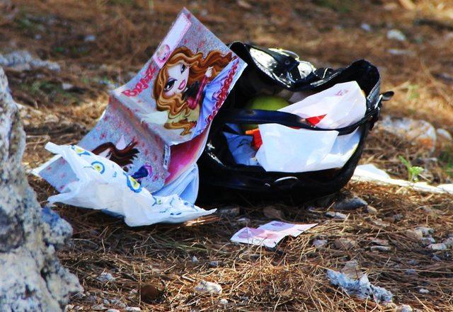 Kapkaççı çaldığı çantayı geri getirdi