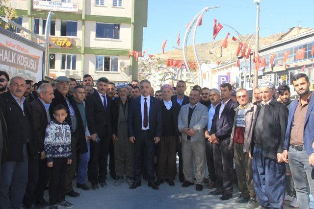 Hakkari, Vali Toprak’a ağlıyor