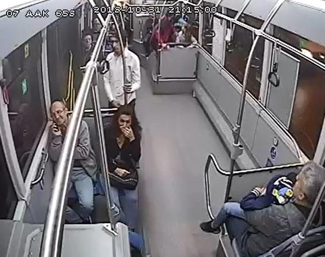 Halk otobüsünde küçük çocuğa taciz iddiası