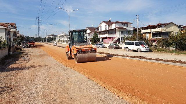 Başiskele’de sokak ve yol çalışmaları sürüyor