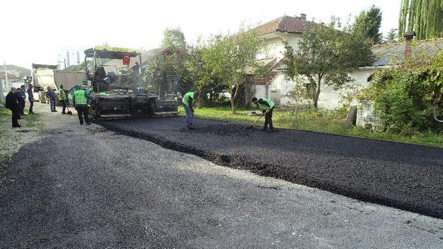 Başiskele’de sokak ve yol çalışmaları sürüyor