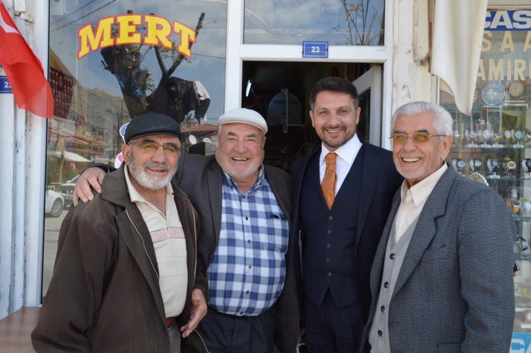 Başkan Y&uuml;z&uuml;g&uuml;ll&uuml; g&ouml;n&uuml;l k&ouml;pr&uuml;s&uuml; kuruyor