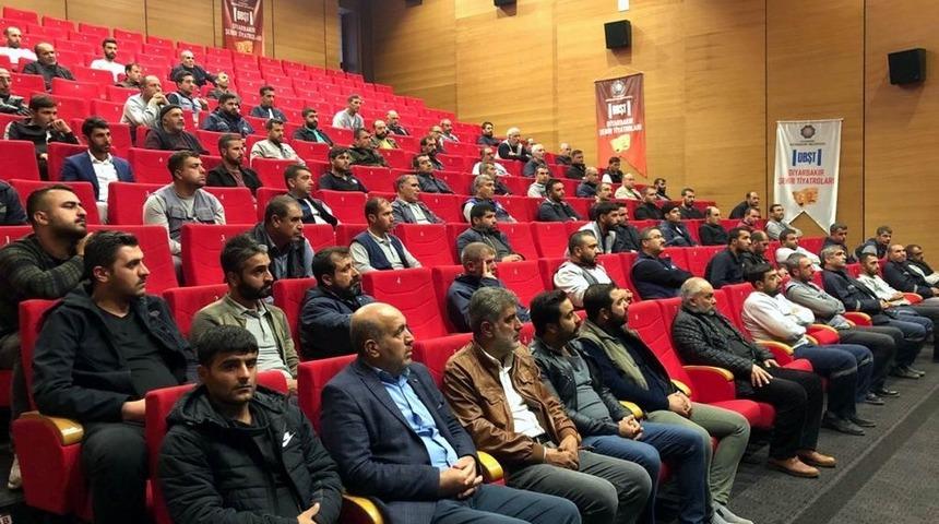 Diyarbakır&rsquo;da ila&ccedil;lama personeline eğitim