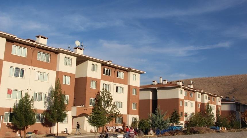 TOKİ konutlarını ihtiya&ccedil; dışı kullananlar tahliye ediliyor