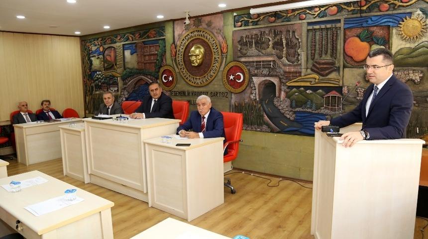 Vali Memiş, İl Genel Meclisine veda etti