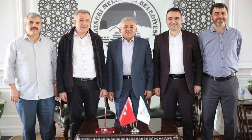 Hunat &Ccedil;arşısı y&ouml;netim kurulu Melikgazi Belediyesi&rsquo;ni ziyaret etti