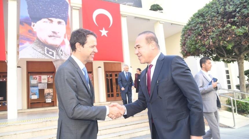 S&ouml;zl&uuml;: &ldquo;Bazı Avrupa &uuml;lkeleri gayri insani tavır sergiliyor&rdquo;