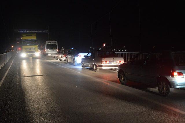 Tokat’ta otomobil traktöre çarptı: 2 Yaralı