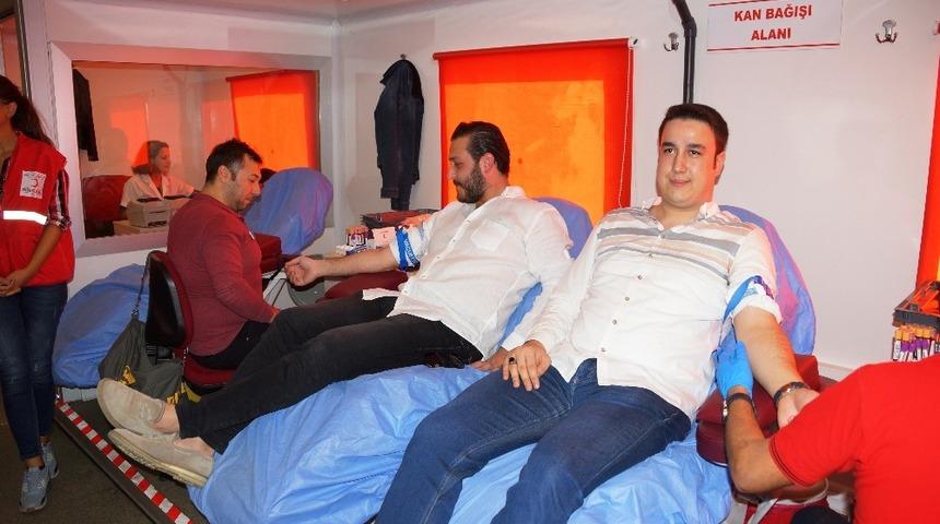 Aydın AK Parti&rsquo;den kan bağışına destek