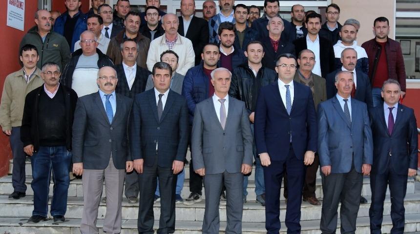 Vali Memiş, &Ouml;zel İdare &ccedil;alışanlarıyla vedalaştı