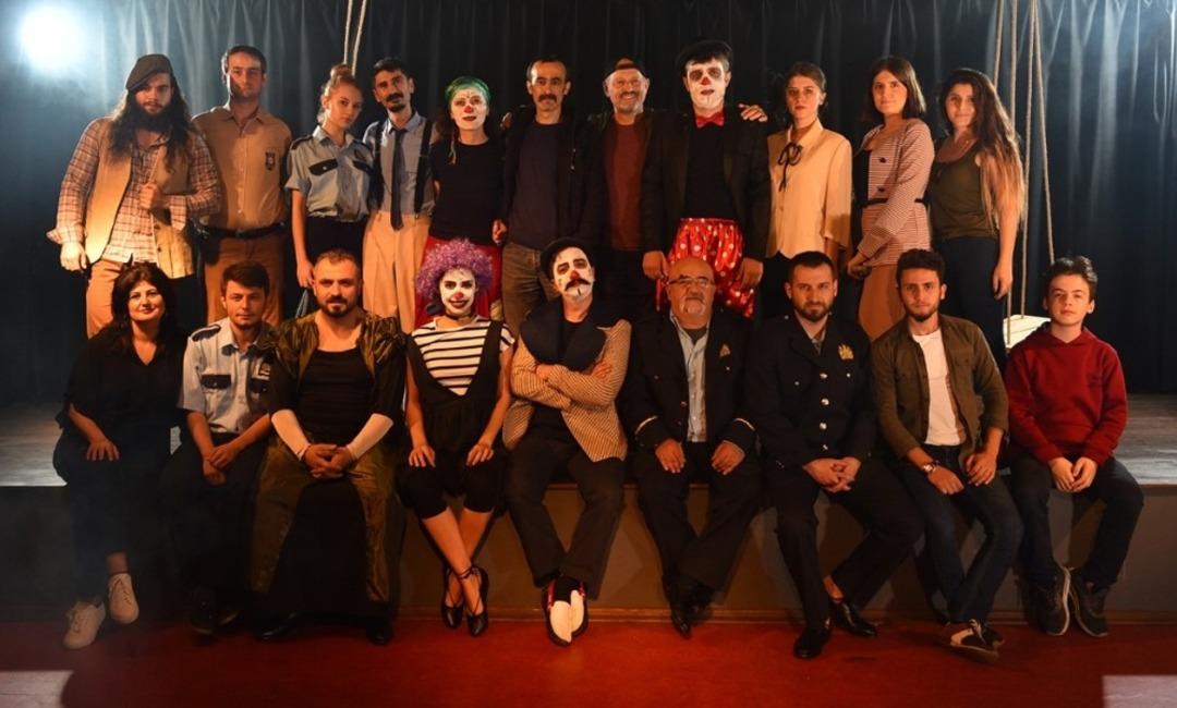 Elveda Alfredo savaşta &ouml;len &ccedil;ocuklar i&ccedil;in oynanacak