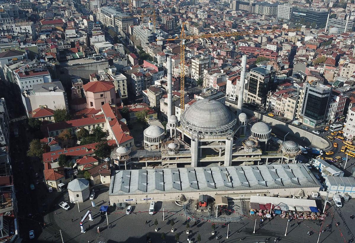 Istanbul Taksim Suleyman Seba Tesisleri