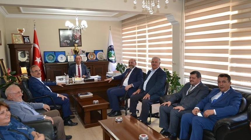 Başkan Rasim Daşhan&rsquo;a tebrik ziyareti