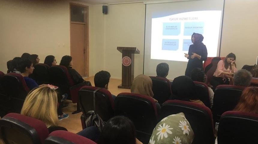 İŞKUR’dan üniversite öğrencilerine seminer