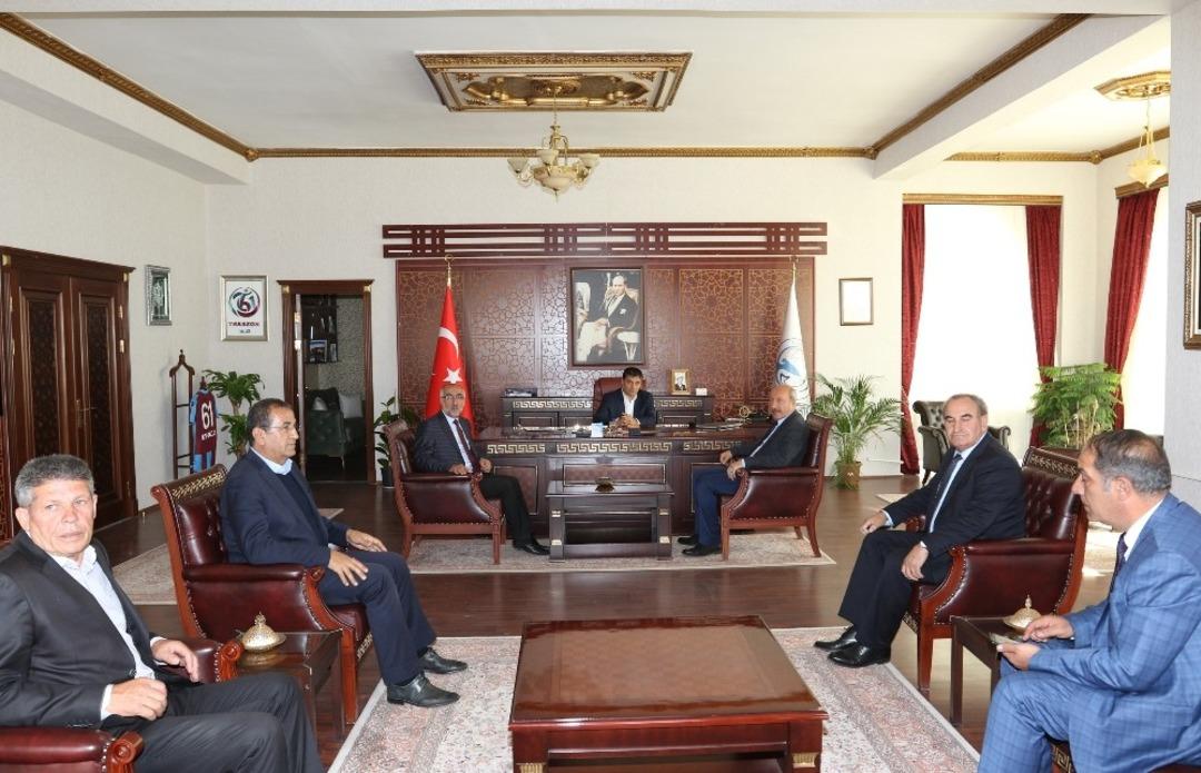 Van B&uuml;y&uuml;kşehir Belediyesinden Erciş&rsquo;e &ccedil;ıkarma