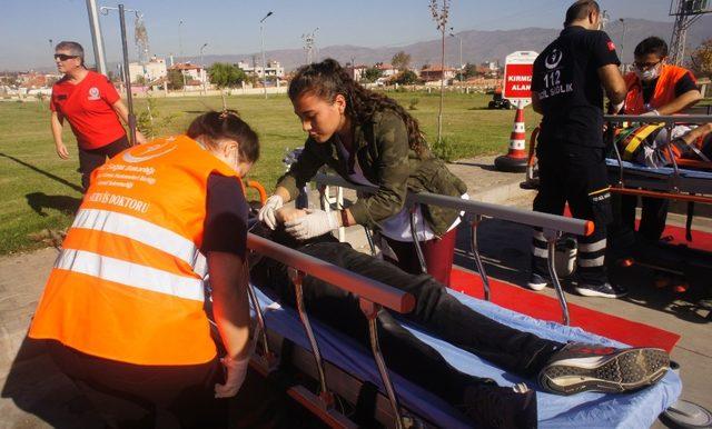 Alaşehir Devlet Hastanesinde gerçeği aratmayan tatbikat