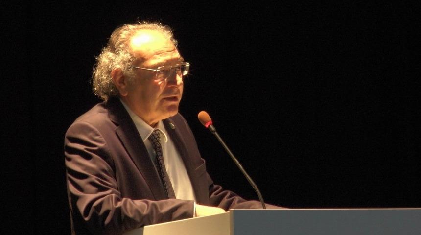 Prof. Dr. Tarhan &ouml;ğretmenlere &lsquo;pozitif psikoloji&rsquo; semineri verdi