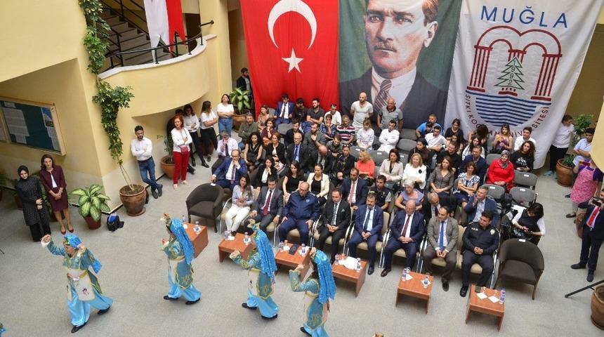 Rekt&ouml;r &Ccedil;i&ccedil;ek: &ldquo;İmk&acirc;nsızı başarmak zorundayız&rdquo;