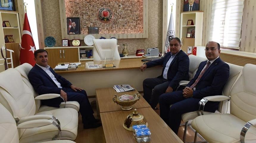 Vali Tekinarslan il&ccedil;elere veda ziyaretinde bulundu