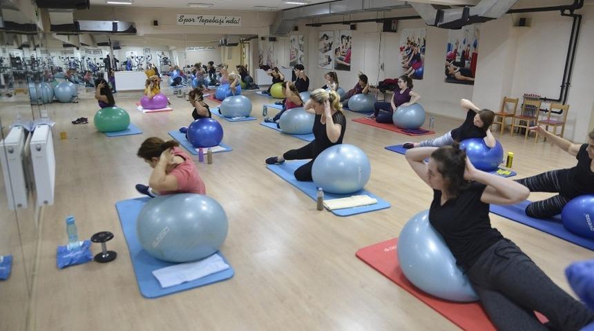 Tepebaşı&rsquo;nda 124 kadın pilates eğitimlerine katılıyor