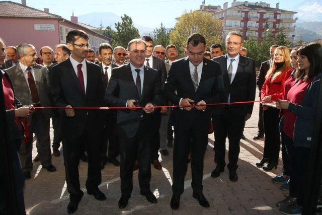 Hacılar’ın Marka Kent Ve Bilim Üssü Olması Hedefleniyor