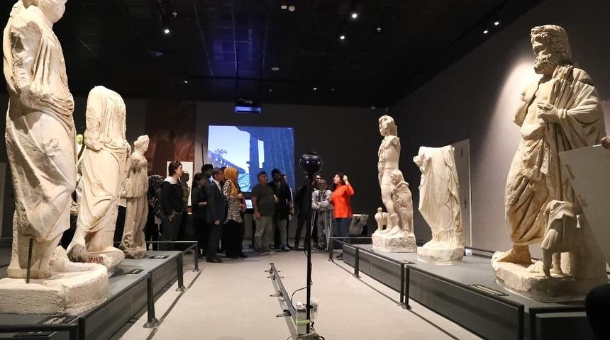 VR Mersin yeni konseptiyle hizmet verecek