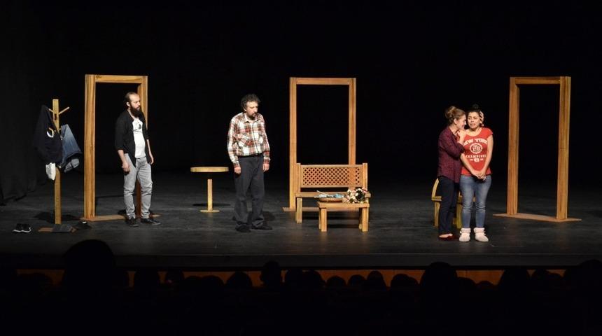 B&uuml;y&uuml;kşehir tiyatro etkinlikleri devam ediyor