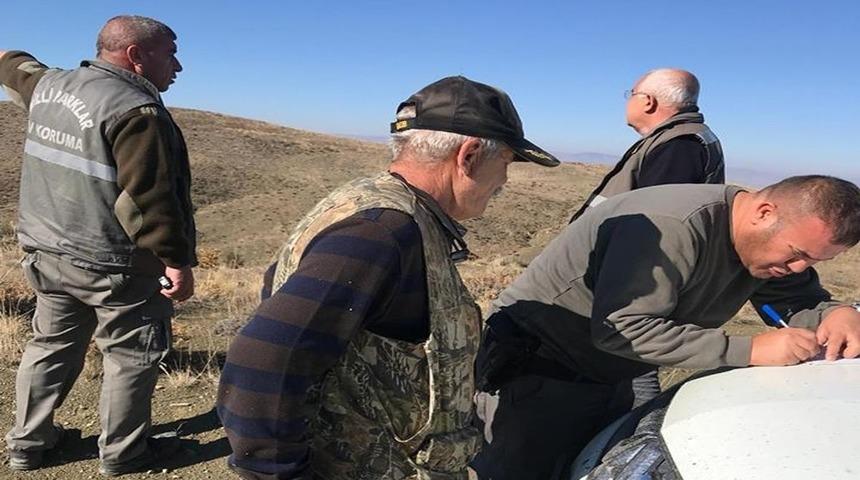 Kırıkkale&rsquo;de 10 avcıya ceza kesildi