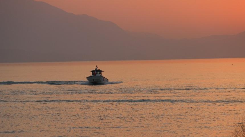 Beyşehir G&ouml;l&uuml;&rsquo;nde drone destekli denetimler