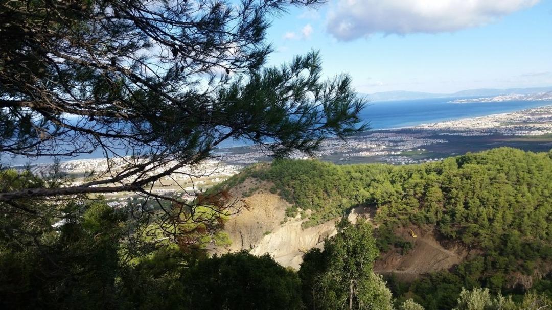G&uuml;zel&ccedil;amlı&rsquo;daki taş ocağında tepkiler &uuml;zerine faaliyet durduruldu