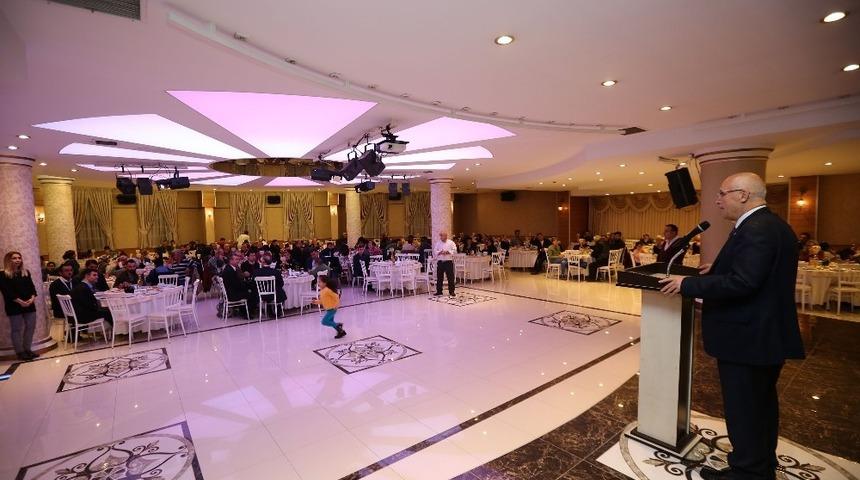 Yenimahalle&rsquo;de engelli vatandaşlar yemekte buluştu