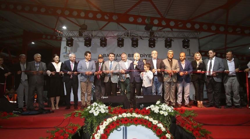 Nafiz G&uuml;rman Pazar Yeri hizmete a&ccedil;ıldı