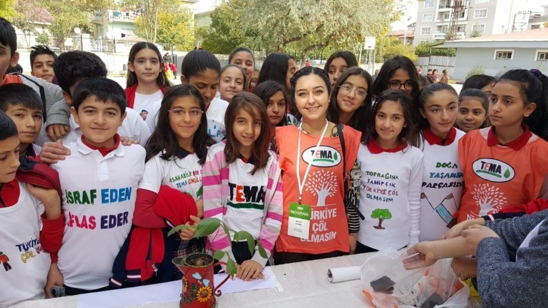 TEMA Vakfı&rsquo;ndan &ouml;ğrencilere doğa ve &ccedil;evre bilinci aşılandı