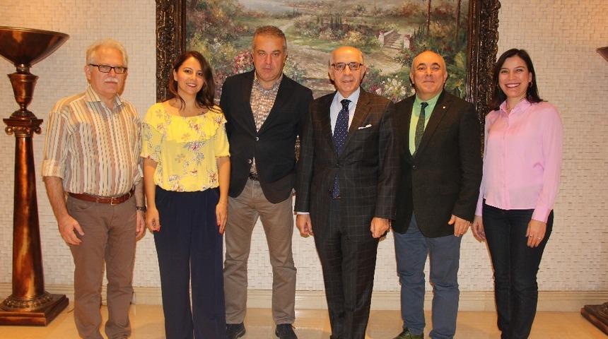 Kent S&ouml;yleşileri&rsquo;nde Ara G&uuml;ler anıldı