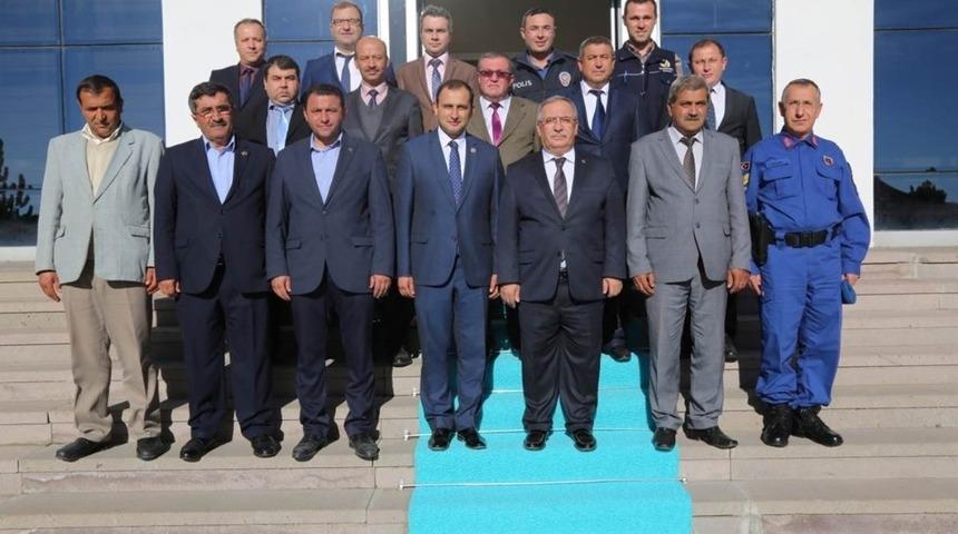 Dumlupınar ve Altıntaş il&ccedil;elerine veda