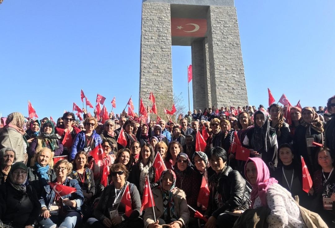 Bin Eskişehirli kadın şehitler diyarı &Ccedil;anakkale&rsquo;de