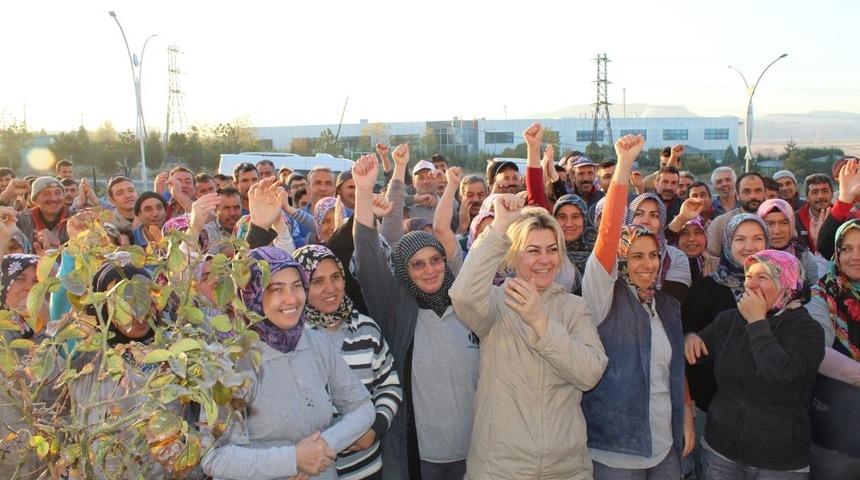 Bu fabrikada asgari &uuml;cret bin 800 TL