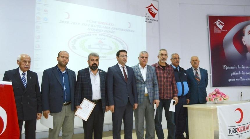 Besni’de Kızılay Haftası kutlandı