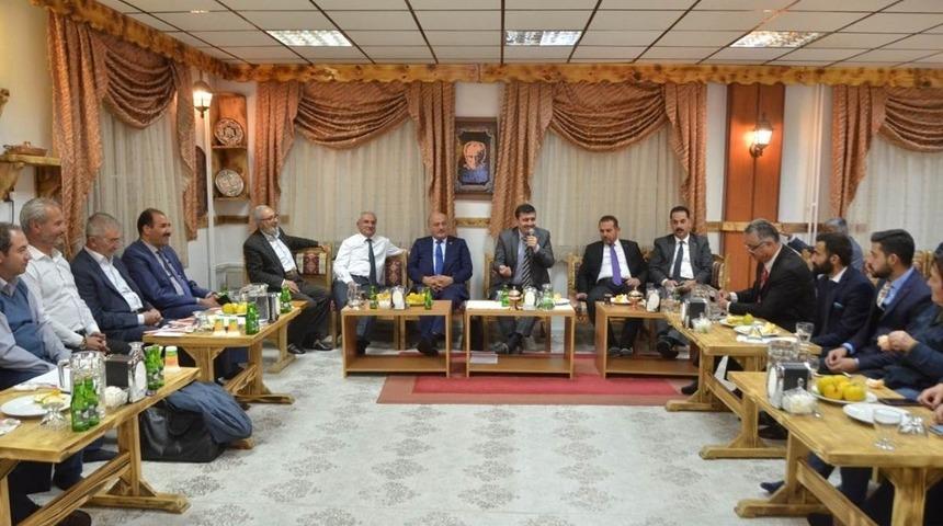 Hastane inşaatı yeni inşaat ekibi ile titizlikle y&uuml;r&uuml;t&uuml;l&uuml;yor