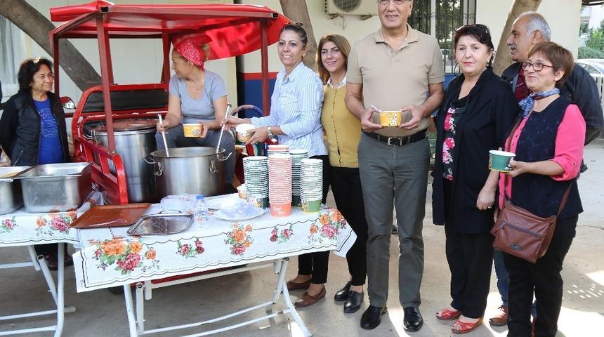Mezitli&rsquo;de &rsquo;sabah &ccedil;orbası&rsquo; etkinliği