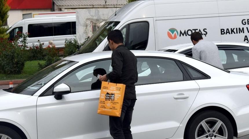 Kent Konseyinden s&uuml;r&uuml;c&uuml;lere oto kokusu