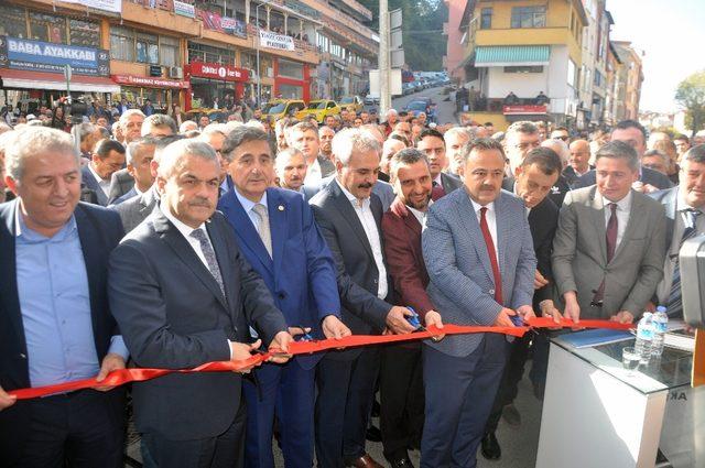 AK Parti Yenice İlçe Başkanlığının yeni binasının açılışı yapıldı