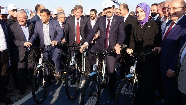 Trabzon’un yeni bisiklet yolu hizmete girdi