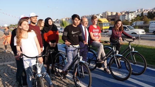 Trabzon’un yeni bisiklet yolu hizmete girdi
