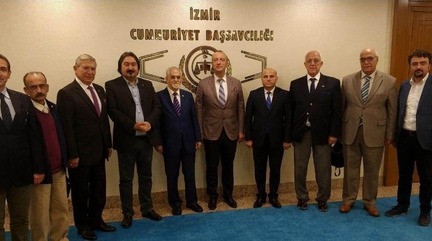 15 Temmuz&rsquo;daki duruşuyla bilinen başsavcıya gazetecilerden ziyaret