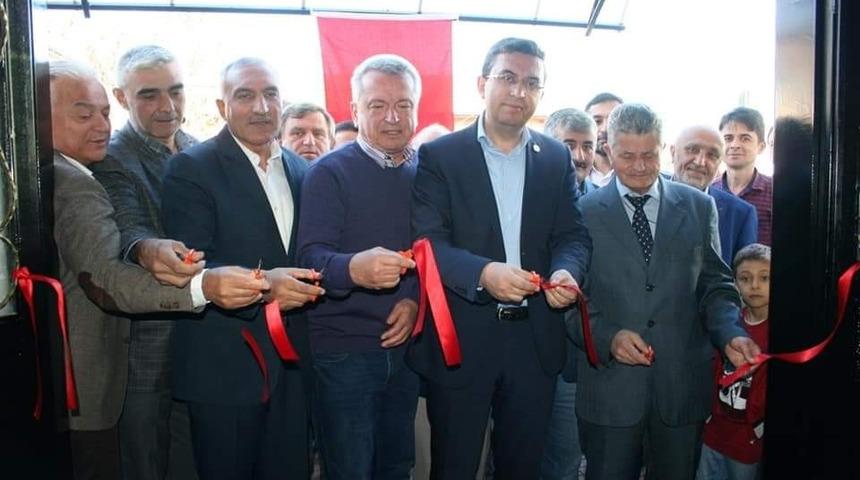 &Ccedil;aycuma&rsquo;da cami a&ccedil;ılışının kurdelesini Kaymakam ve Belediye Başkanı kesti