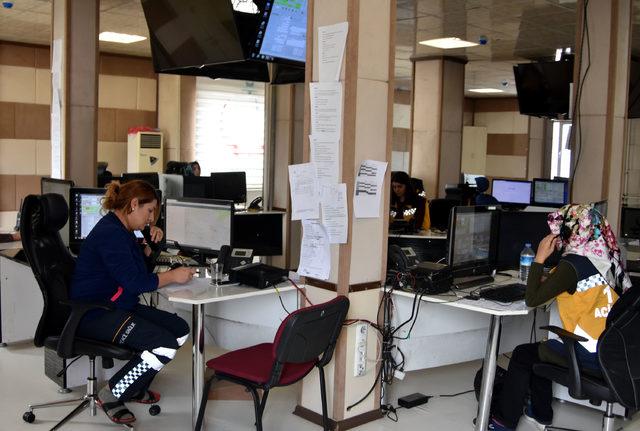 Karda yolu açtırmak için 112'ye asılsız ihbarda bulunuyorlar