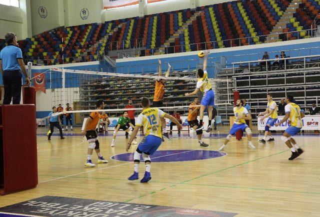 Haliliye Voleybol Takımı, Malatya’yı 3- 0 mağlup etti