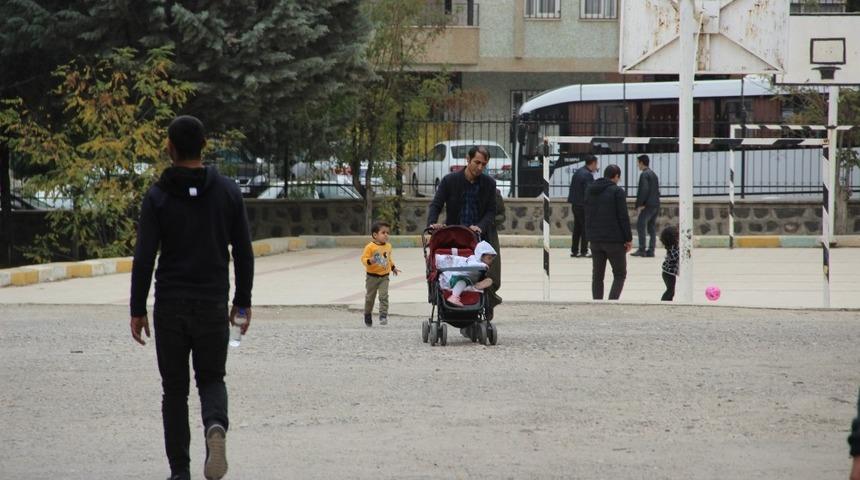 Şanlıurfa&rsquo;da memur adayları sınava girdi